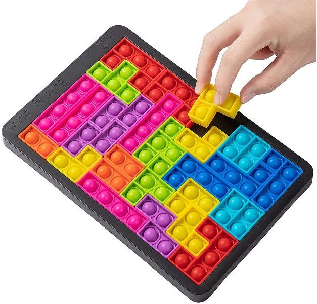 Παζλ τύπου tetris με 26 pop it