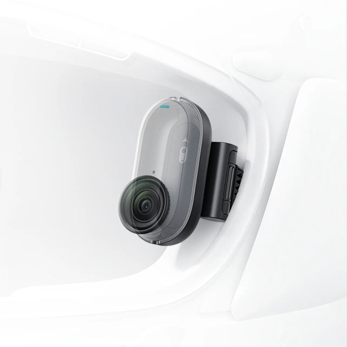 Insta360 GO 3/GO 3S Motorcycle In-Helmet POV Mount - Compact, lightweight first-person POV Inside He - Insta360 2.35.72.01.225