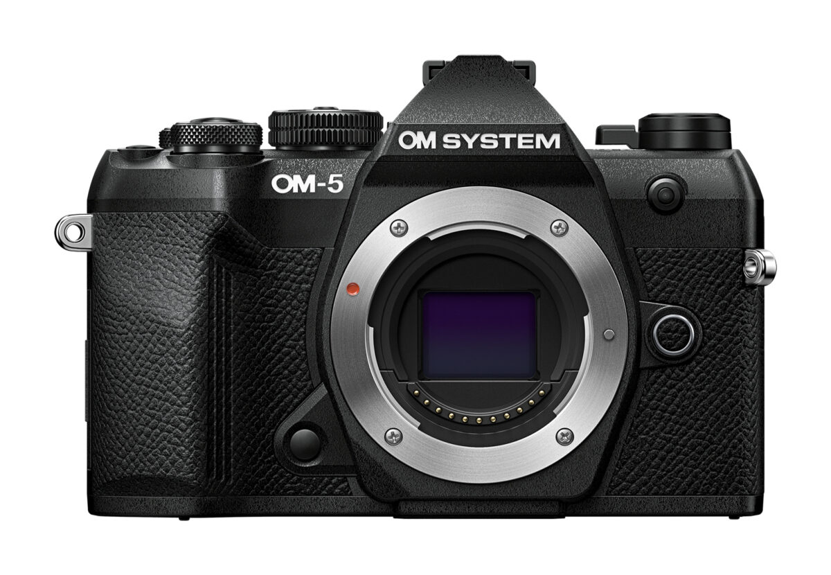 OM-5 II body black, BLS-50 Battery, Eyecup, USB Connection Cable, Shoulder Strap, Manual, Warranty - Olympus 9.01.03.03.175